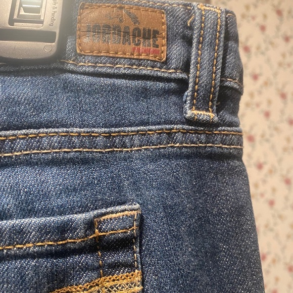 Jordache Jeans - Picture 3 of 3